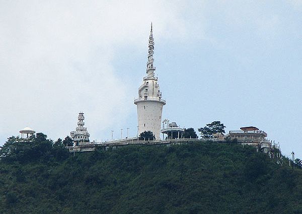 Ambuluwawa Temple