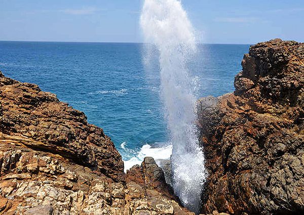 Hummanaya Blowhole